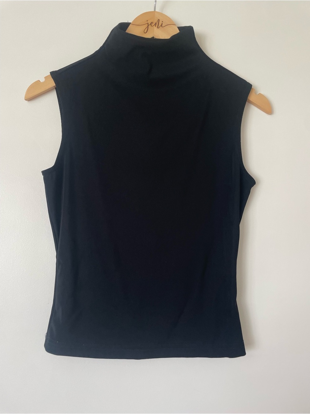 Byer California Black Sleeveless Mock Neck Tank